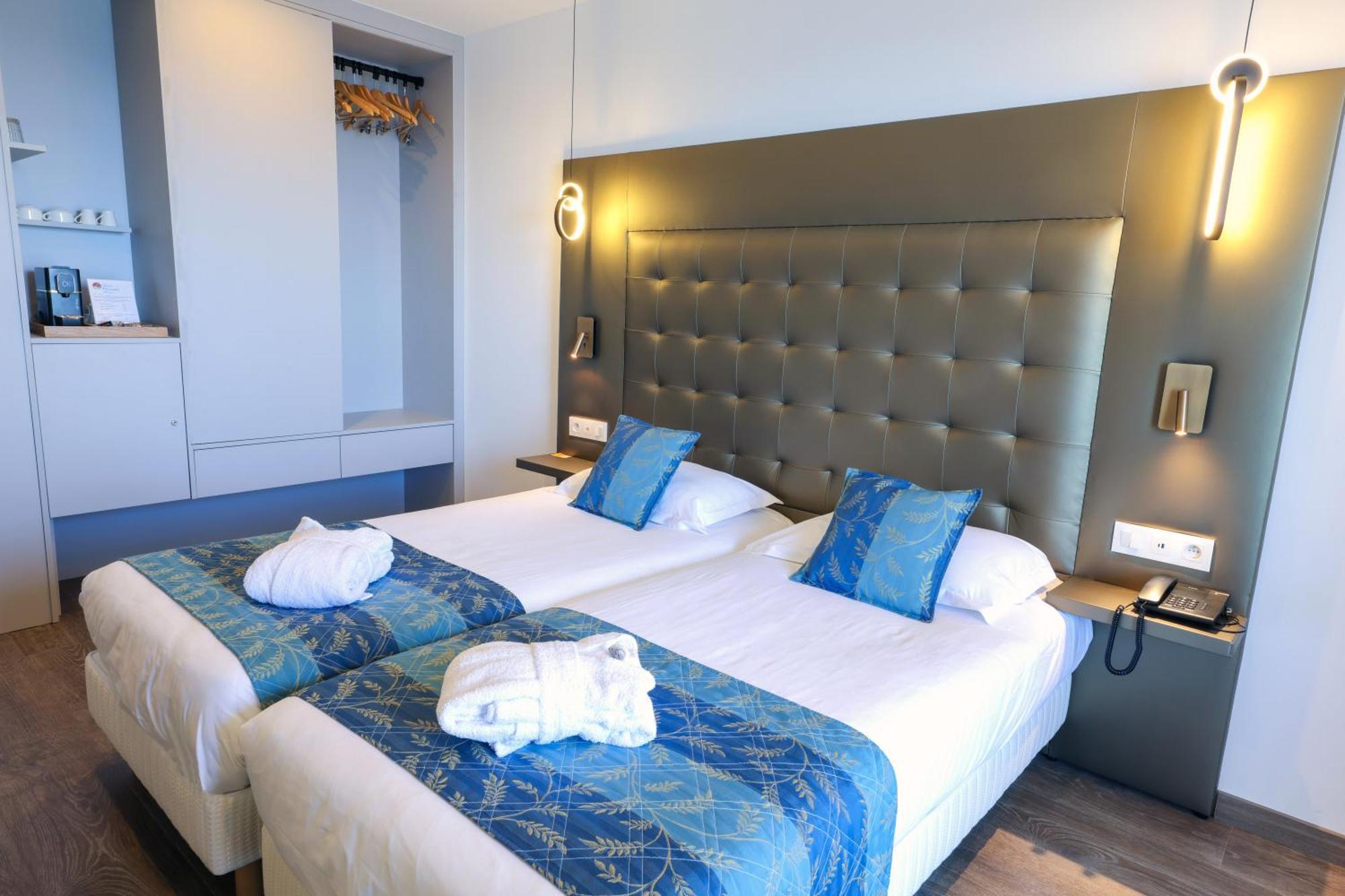 Hotel Saint Christophe 칼비 외부 사진