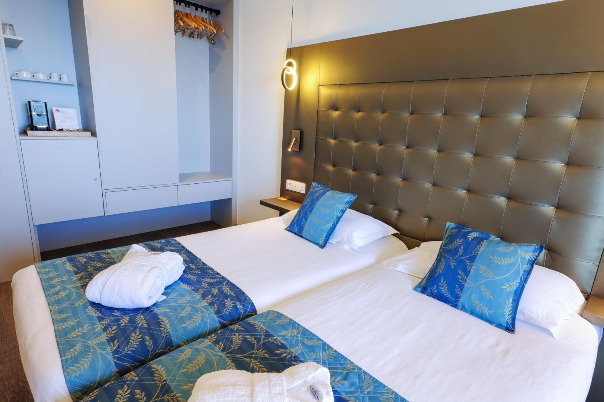 Hotel Saint Christophe 칼비 외부 사진