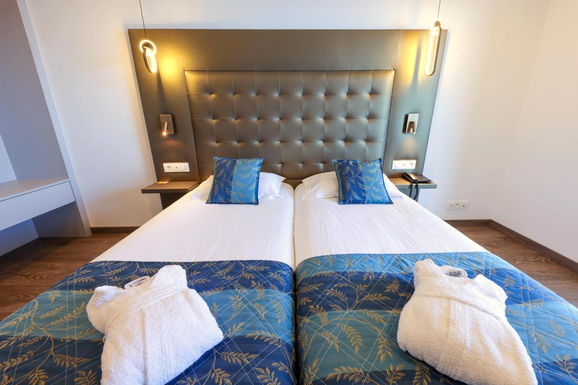 Hotel Saint Christophe 칼비 외부 사진
