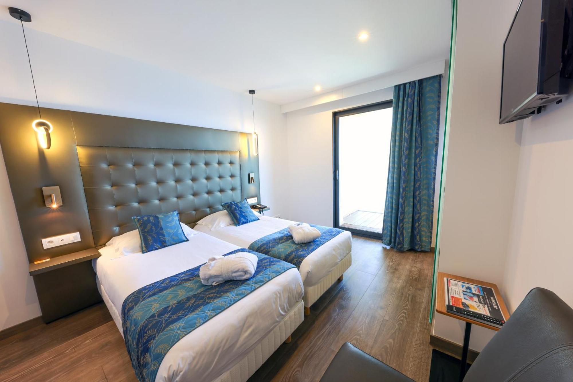 Hotel Saint Christophe 칼비 외부 사진