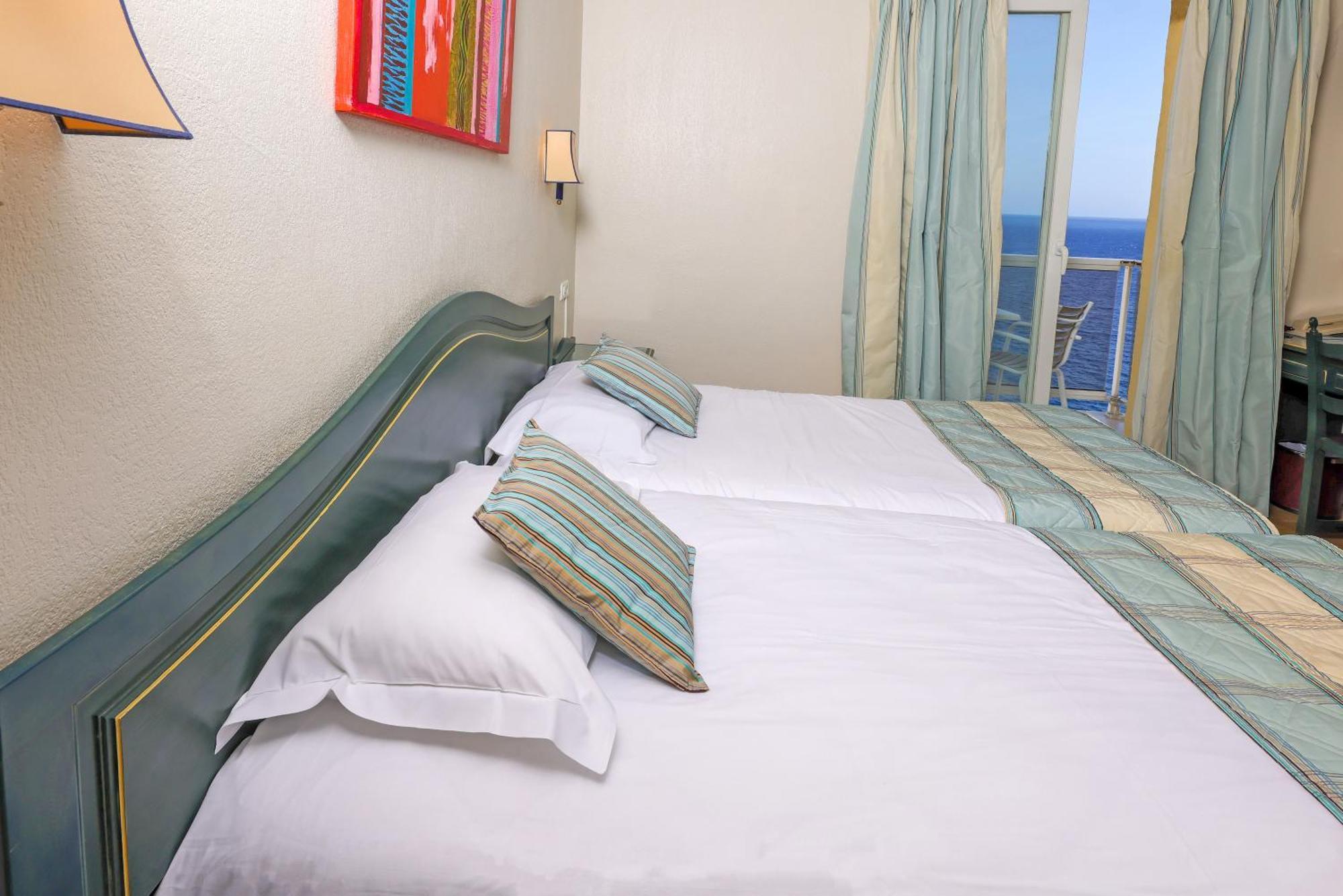 Hotel Saint Christophe 칼비 외부 사진