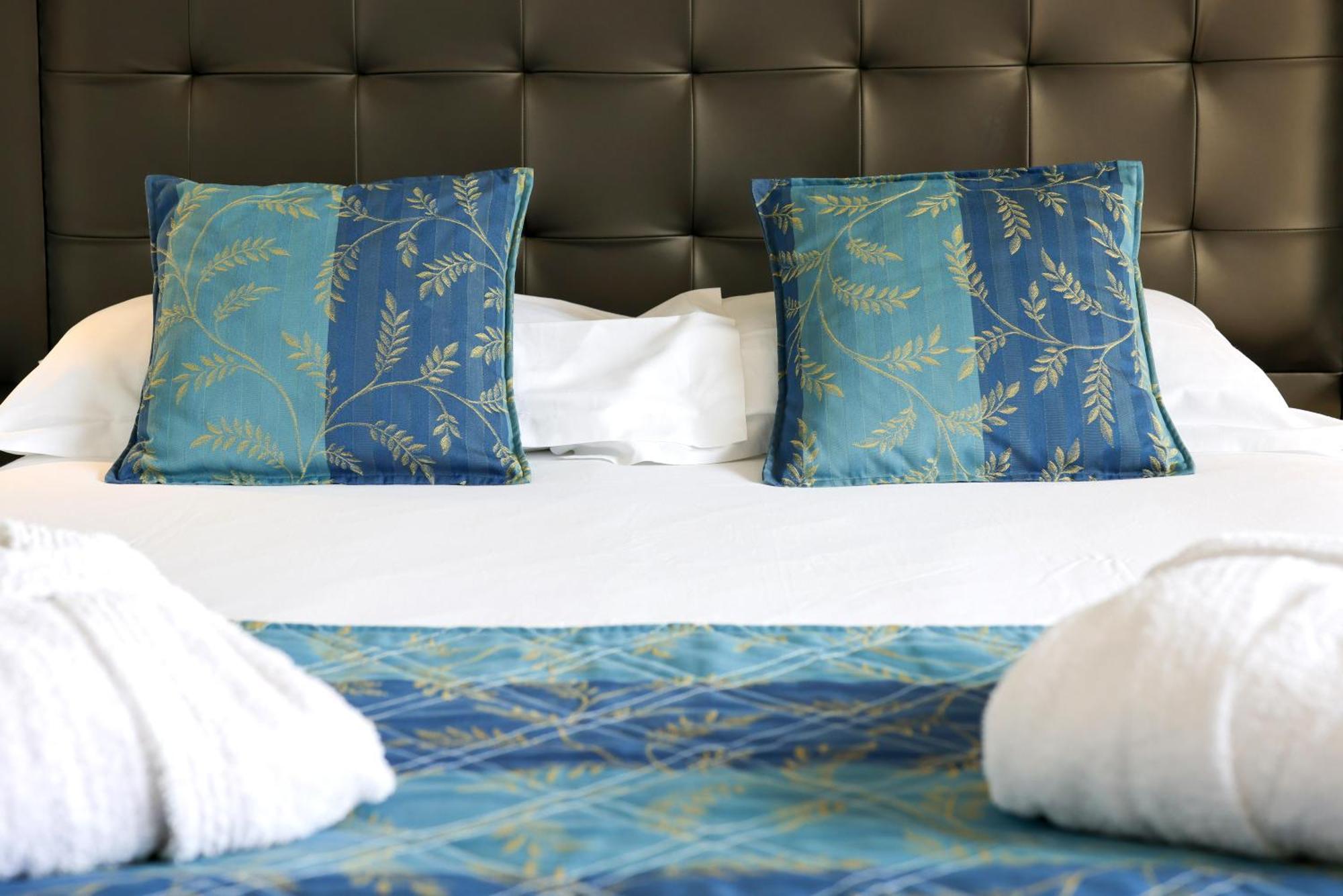 Hotel Saint Christophe 칼비 외부 사진