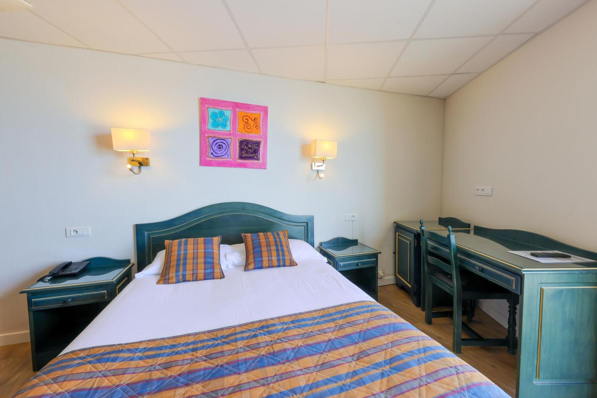 Hotel Saint Christophe 칼비 외부 사진